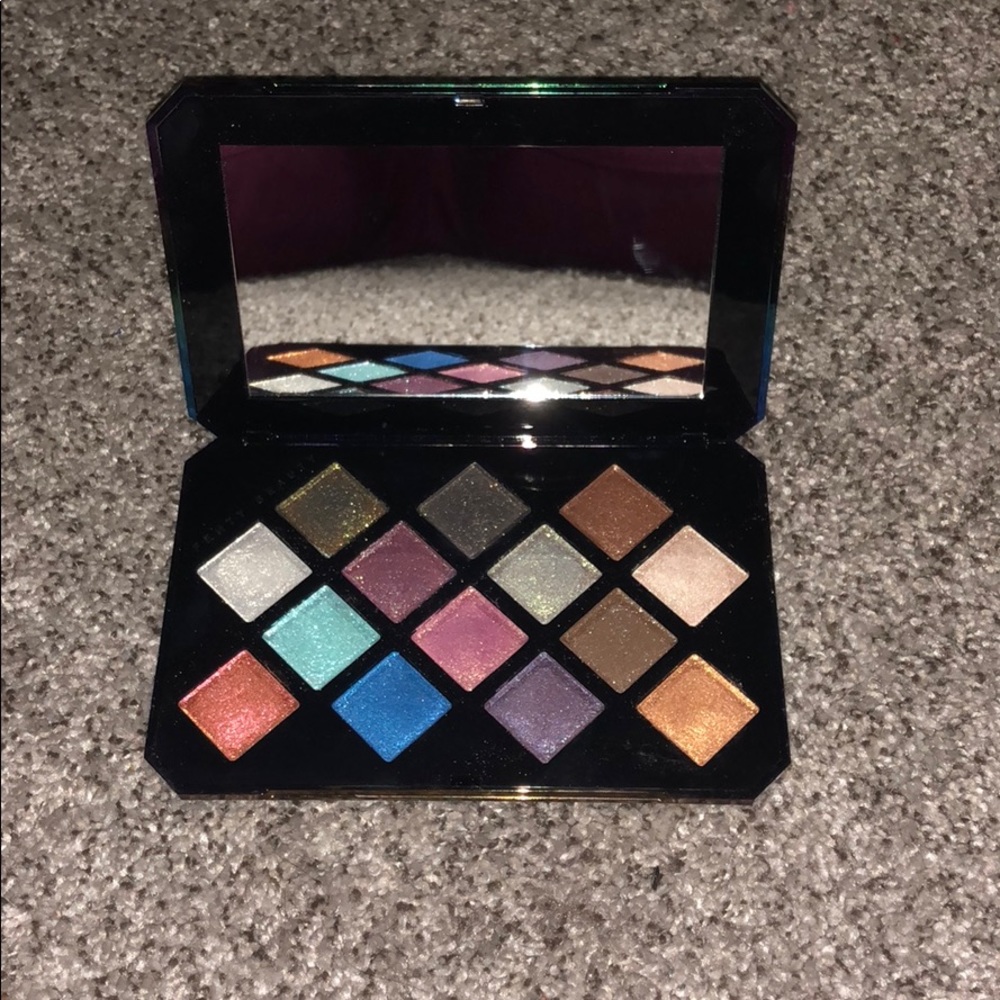 Fenty galaxy palette